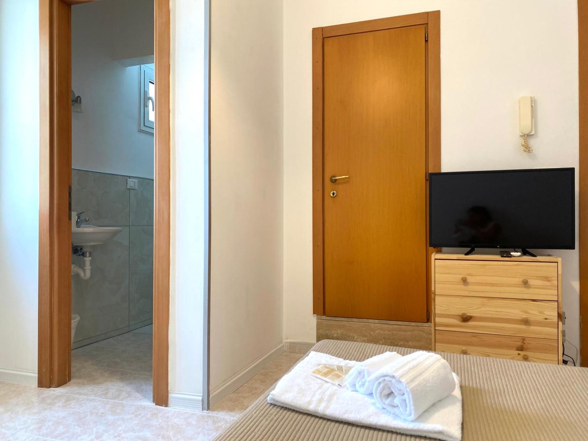 Dimora Santa Maria - Puglia Mia Apartments Monopoli Luaran gambar